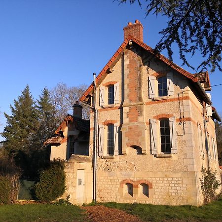 Maison La Demi-Lune Boulleret Buitenkant foto